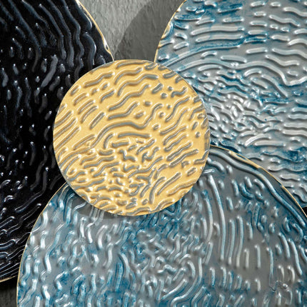 3D kovová nástěnná dekorace – moderní socha, zlatá/černá/modrá, 121x53 cm