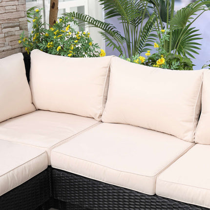Sada 4 dílů venkovního lounge nábytku z polyratanu s polstry, černá