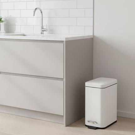 Koupelnový koš 5L, soft-close, nožní pedál, matné provedení