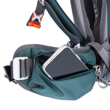 Zelený turistický batoh 65L – lehký a odolný