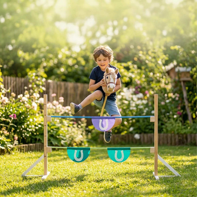 Nastavitelná překážka pro hobby horse s dřevěnými tyčemi