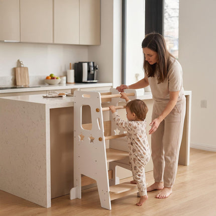 Nastavitelná učící věž s hvězdičkovým designem, bílá