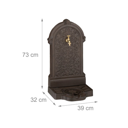 Fontána v antickém stylu