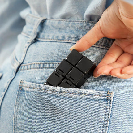 Antistresová nekonečná kostka Kubraniac InnovaGoods