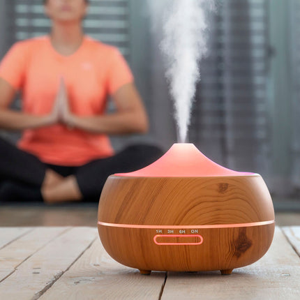 Aroma difuzér a zvlhčovač s vícebarevnou LED Wooden-Effect InnovaGoods