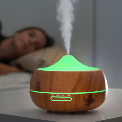 Aroma difuzér a zvlhčovač s vícebarevnou LED Wooden-Effect InnovaGoods