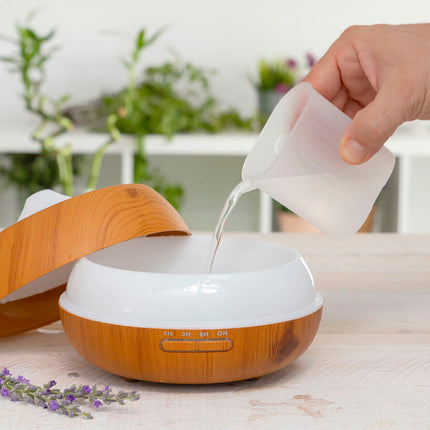 Aroma difuzér a zvlhčovač s vícebarevnou LED Wooden-Effect InnovaGoods