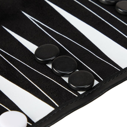 Backgammon na cesty