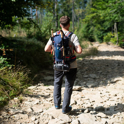 Batoh 40L, turistický, tmavě modrá, lehký