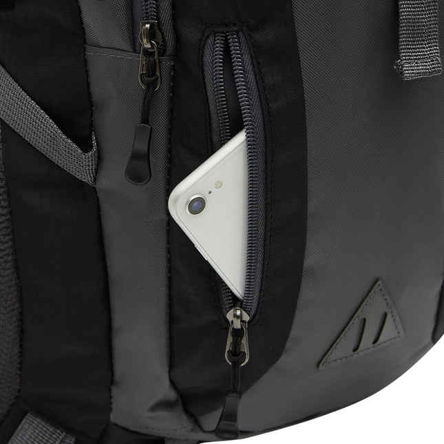 Turistický batoh černá 40L – výbava na cesty
