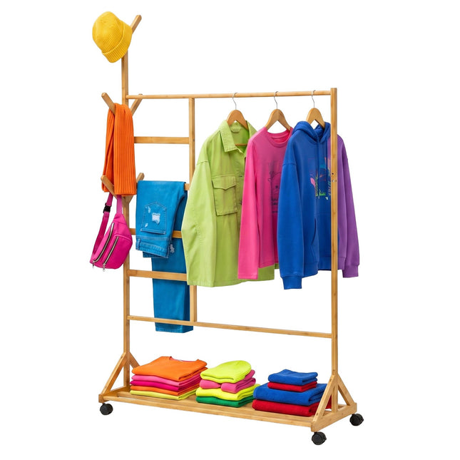 Kledingtrolley van bamboe met haken en wielen