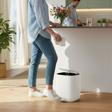 Bathroom Bin 5L, Soft-Close, Foot Pedal