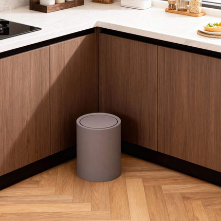 Koupelnový koš s výklopným víkem, 6L plast