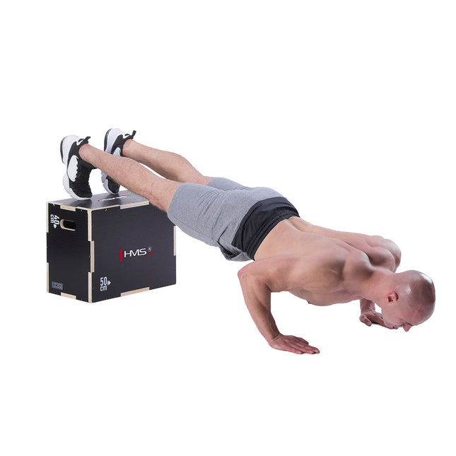 Černý plyometrický box, 50x40x30cm, odolné fitness vybavení
