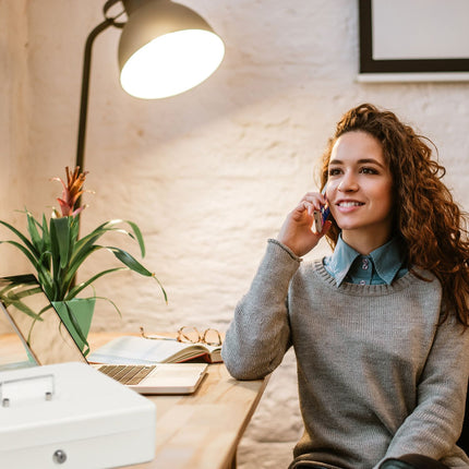 Cash drawer with lock