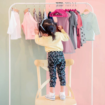 Children's hangers set of 20