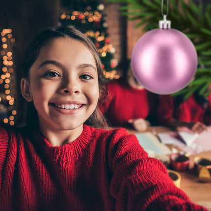 Christmas tree balls in sets of 100