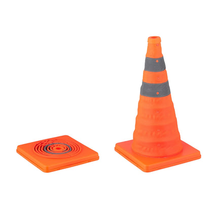 Collapsible pylons in a set of 4