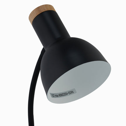 Stolní lampa se stojánkem na tužky