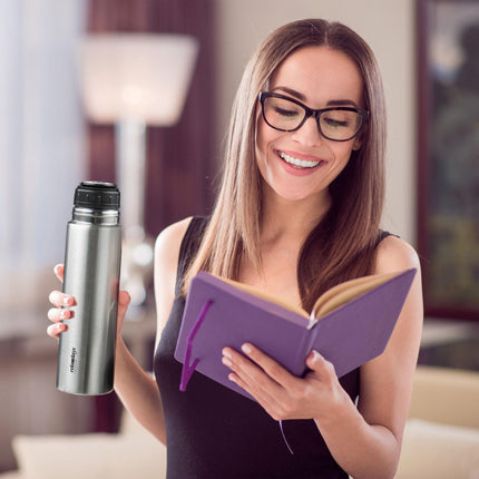 Nerezová lahev na pití 750 ml s kelímkem