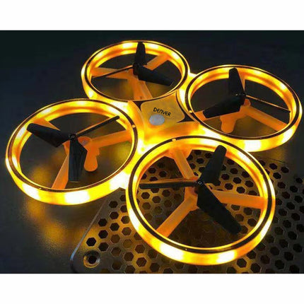Dron se stabilizátorem a ručním ovládáním