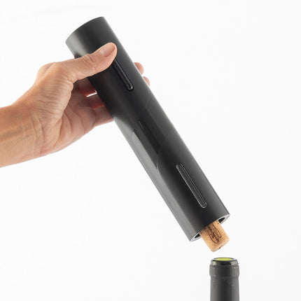 Elektrická vývrtka s příslušenstvím pro zátkování vína InnovaGoods