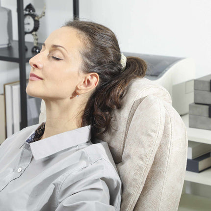 Ergonomická kancelářská židle s masáží, polohováním a podnožkou