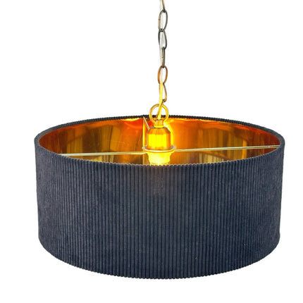 Textiler Pendelschirm, gerilltes Design, Bronze-Innenseite