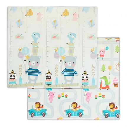 Foldable play mat with animal motifs