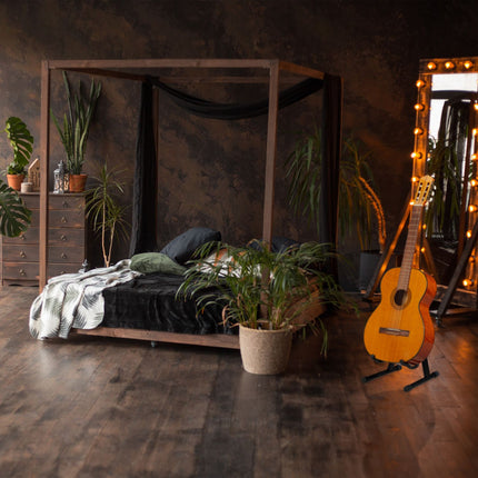 Folding guitar stand