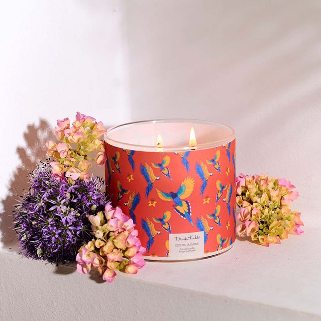 Frida Kahlo vonná svíčka – umělecký skleněný design