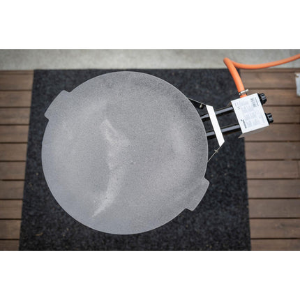 Pánev 70 cm včetně nohou.