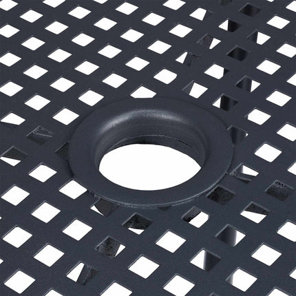 Garden table with hole for parasol
