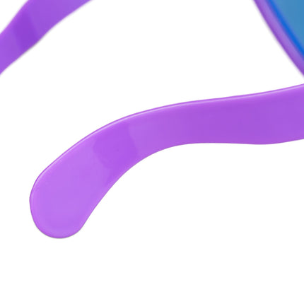 Giant glasses
