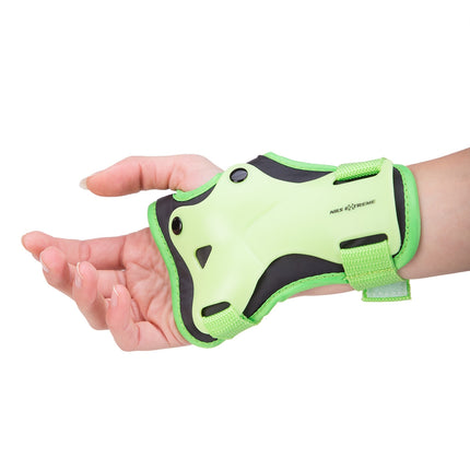 Green Size S Protectors Set – H704