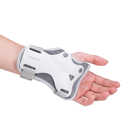 Grey Protective Gear Set, Size M