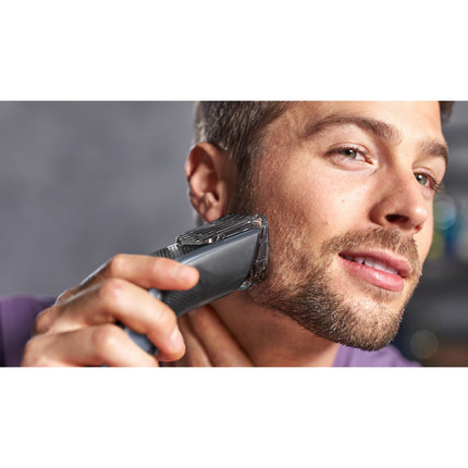 Zastřihovač vlasů s technologií DualCut HC3530