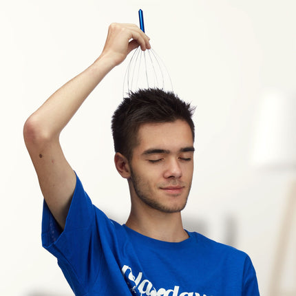 Masážní pavouk na hlavu