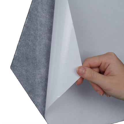 Šestiúhelníky ze šedé plsti na nástěnku – 6 ks