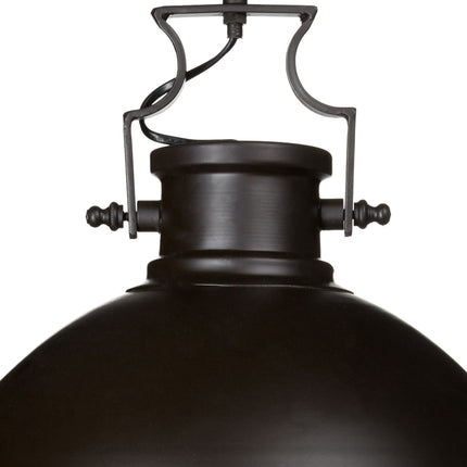 Závěsná lampa v industriálním stylu