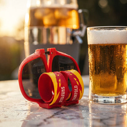 InnovaGoods Beer Dispenser and 2 Sunfold Roll-Up Sunglasses, Spain Red