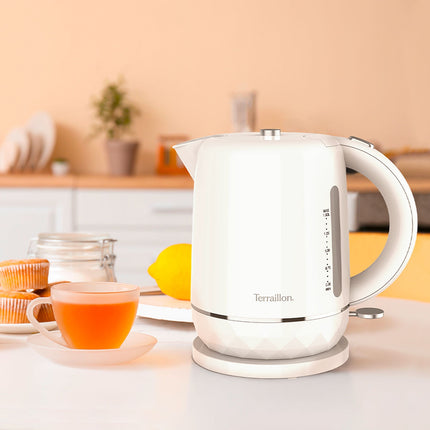 Rychlovarná konvice Diamond 1.5L 2200W bílá
