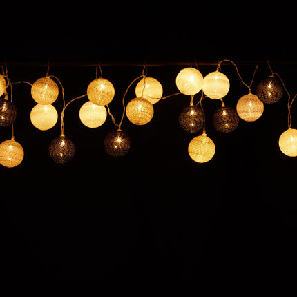 LED světelný řetěz s 20 koulemi