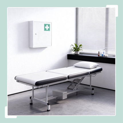 Uzamykatelná lékárnička, 3 přihrádky, na zeď