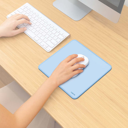 LogiLink Mouse Pad 22 x 25 cm with Non-Slip Rubber Base, Blue, Microfibre