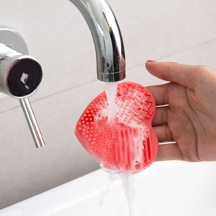 čistič kosmetických štětců Heart InnovaGoods