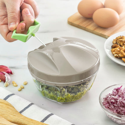 ruční mini sekáček s tahacím lankem Spinop InnovaGoods