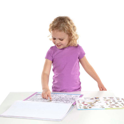 Melissa & Doug blok se samolepkami Hledej a najdi - Ve městě