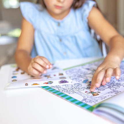 Melissa & Doug blok se samolepkami Hledej a najdi - Ve městě