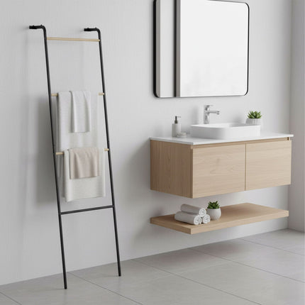Kovový žebřík na ručníky – 4 příčky, úsporný design
